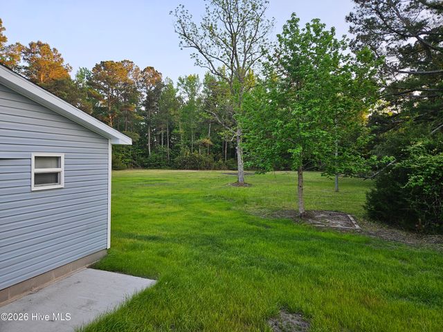 770 Harrison Creek Road, Rocky Point, NC 28457