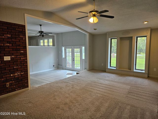 770 Harrison Creek Road, Rocky Point, NC 28457