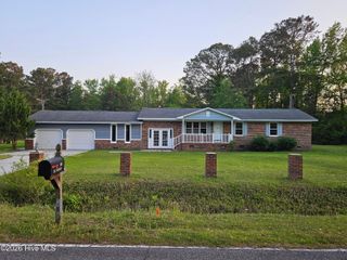 770 Harrison Creek Road, Rocky Point, NC 28457