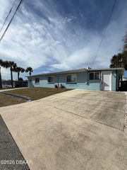 147 Lindley Road B, Daytona Beach, FL 32118