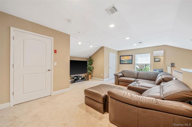 47 Barley Lane, Patchogue, NY 11772