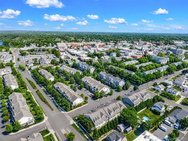 47 Barley Lane, Patchogue, NY 11772