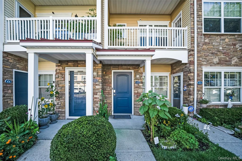 47 Barley Lane, Patchogue, NY 11772