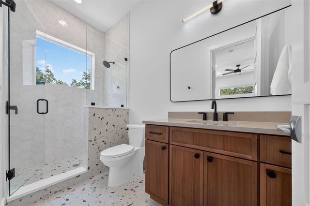 2430 FLOYD STREET, Sarasota, FL 34239
