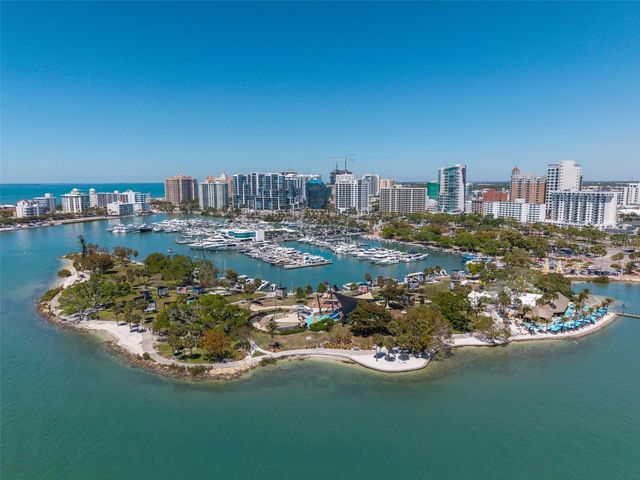 2430 FLOYD STREET, Sarasota, FL 34239