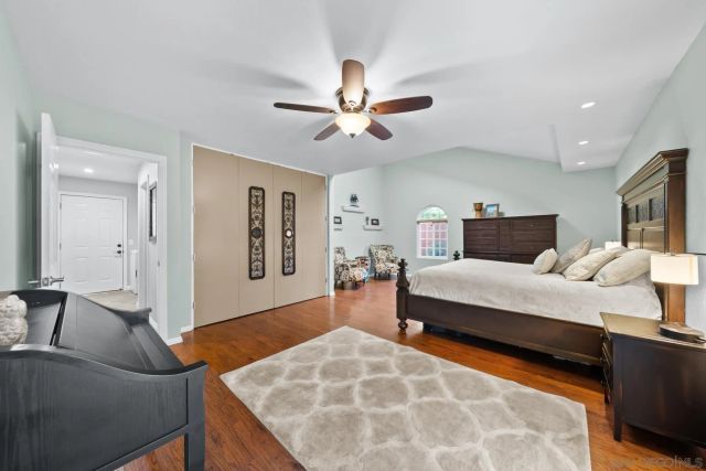 9693 Follett Drive, Santee, CA 92071
