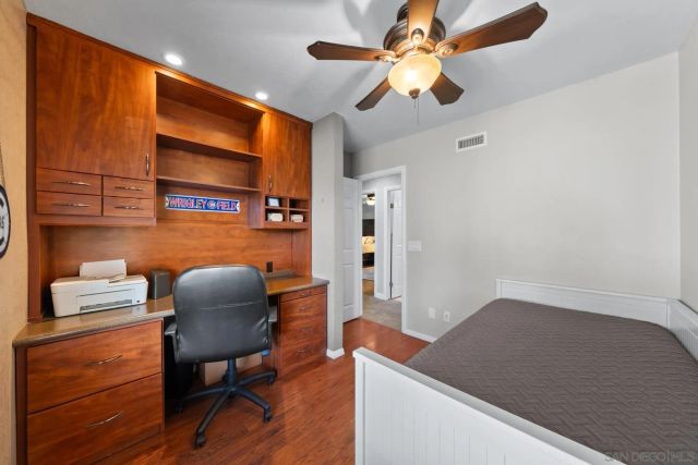 9693 Follett Drive, Santee, CA 92071