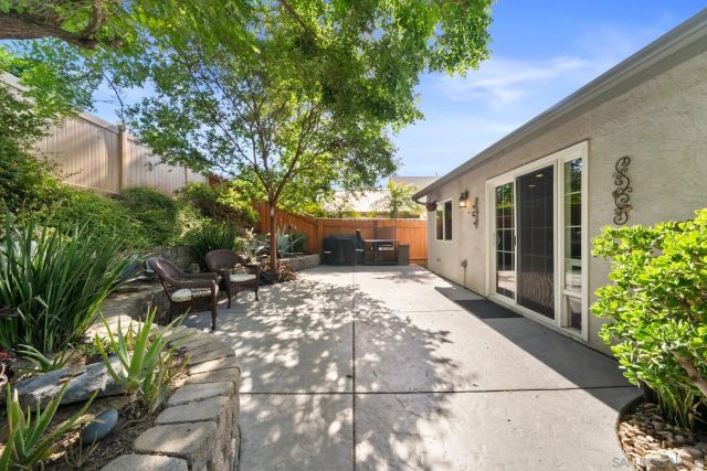 9693 Follett Drive, Santee, CA 92071