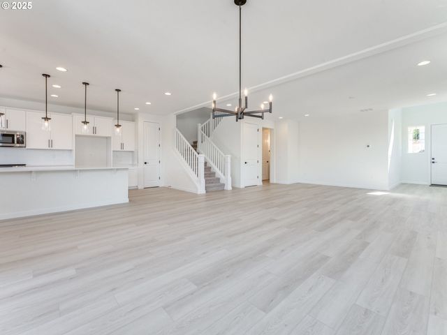 2151 Ne RIDGE RUN Ln, Estacada, OR 97023