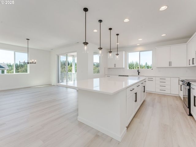 2151 Ne RIDGE RUN Ln, Estacada, OR 97023