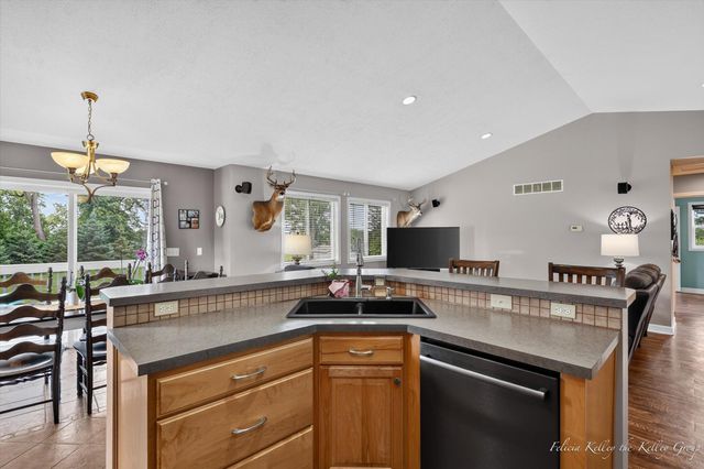 2033 Orchard Ridge Drive Nw, City Of Walker, MI 49534