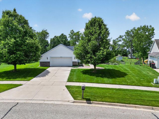 2033 Orchard Ridge Drive Nw, City Of Walker, MI 49534