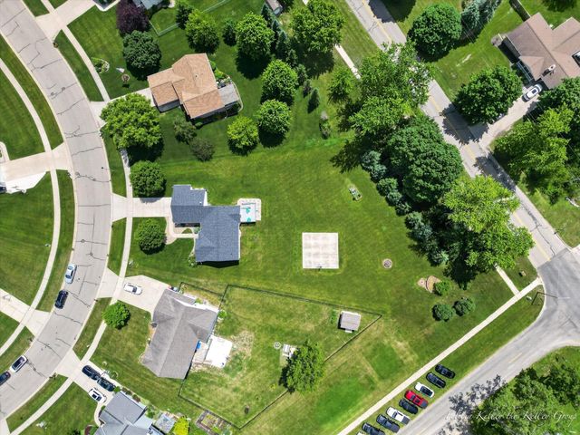 2033 Orchard Ridge Drive Nw, City Of Walker, MI 49534