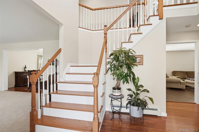 32 Robinson Lane, Wappingers Falls, NY 12590