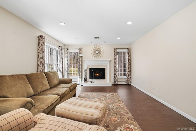 32 Robinson Lane, Wappingers Falls, NY 12590
