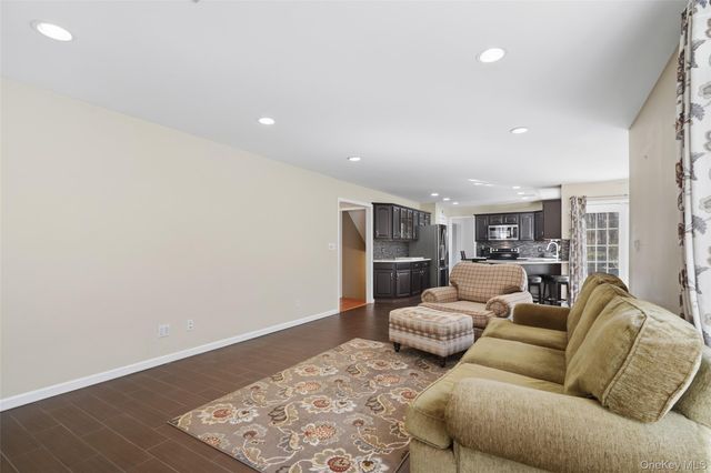 32 Robinson Lane, Wappingers Falls, NY 12590