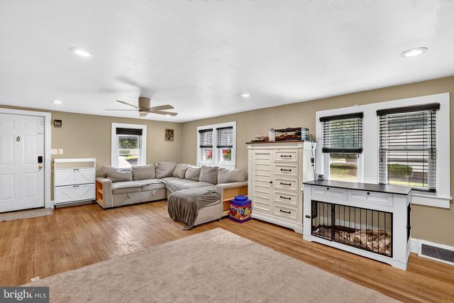 1569 12TH ST, Ewing, NJ 08638