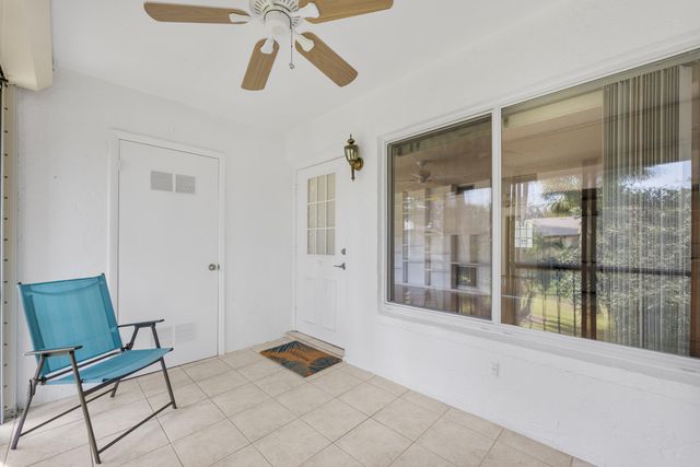 313 Pine Ridge Circle C-2, Greenacres, FL 33463