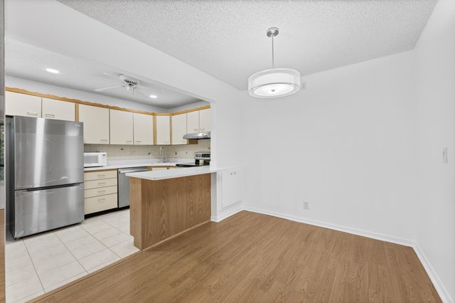 313 Pine Ridge Circle C-2, Greenacres, FL 33463