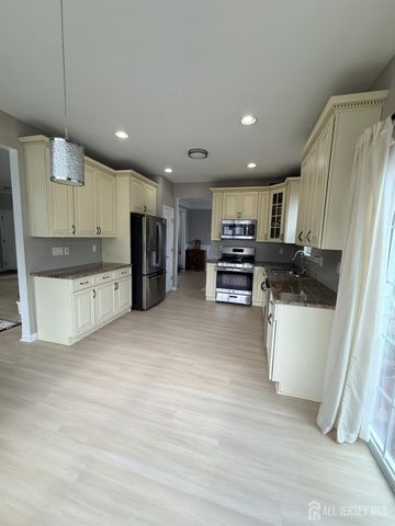 276 Morning Glory Drive, Monroe, NJ 08831