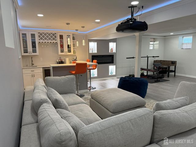 276 Morning Glory Drive, Monroe, NJ 08831