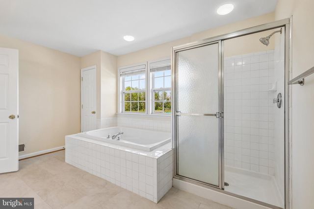 18122 SAMUEL CIR, Hagerstown, MD 21740