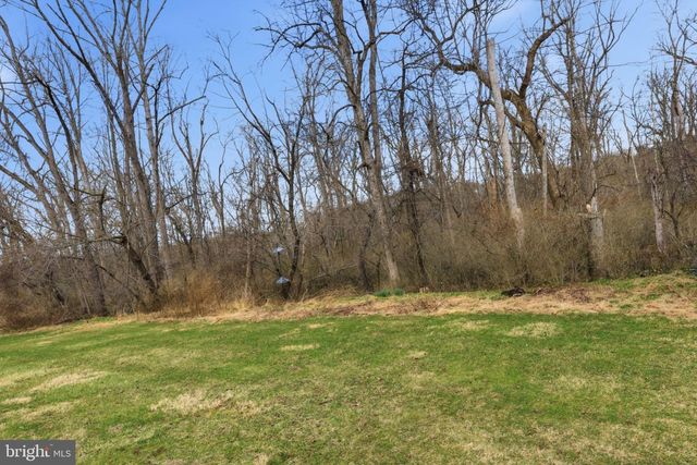 2125 WEYBRIDGE CMNS, Holland, PA 18966