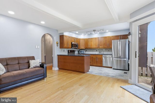 2125 WEYBRIDGE CMNS, Holland, PA 18966