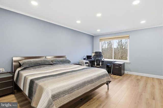 2125 WEYBRIDGE CMNS, Holland, PA 18966