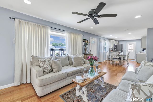 10 Nacca Road, West Haven, CT 06516