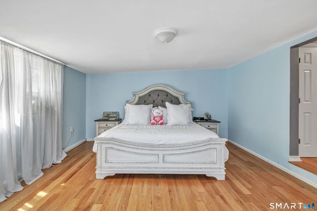 10 Nacca Road, West Haven, CT 06516