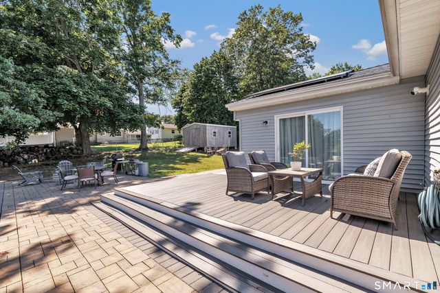 10 Nacca Road, West Haven, CT 06516