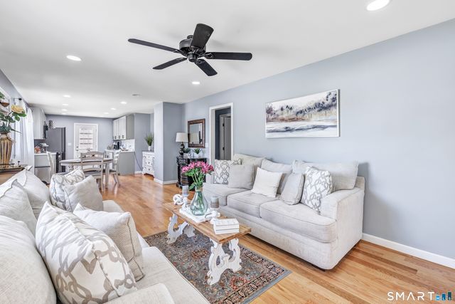 10 Nacca Road, West Haven, CT 06516