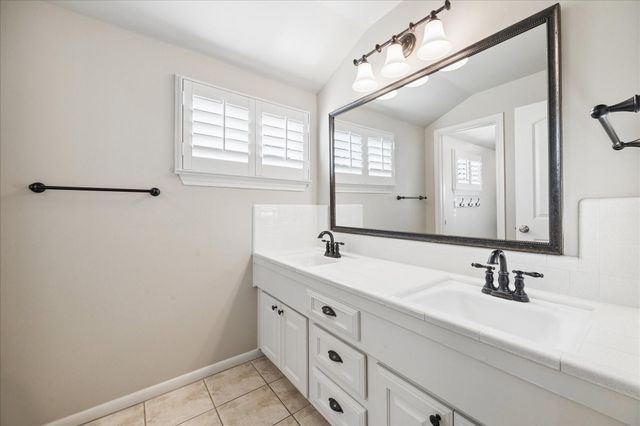 119 Gershwin Drive, Houston, TX 77079