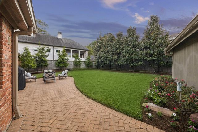 119 Gershwin Drive, Houston, TX 77079