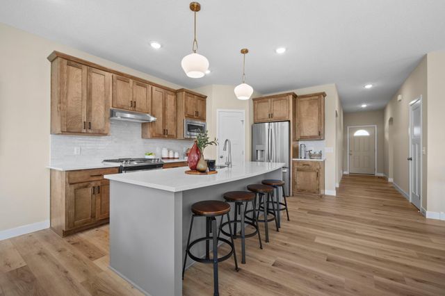 437 Sienna Drive, Watertown, MN 55388