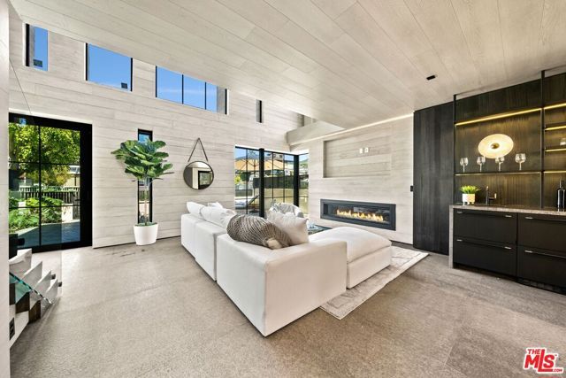 442 Sherman Canal, Venice (los Angeles), CA 90291