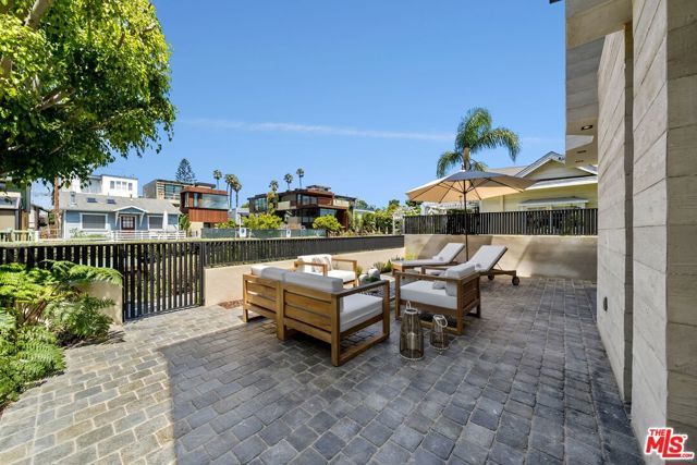 442 Sherman Canal, Venice (los Angeles), CA 90291