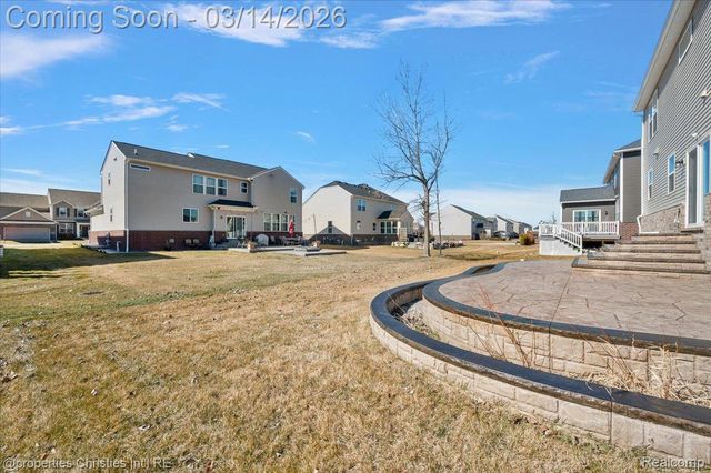 49499 Hummel Drive, Macomb Township, MI 48044