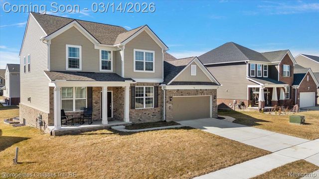 49499 Hummel Drive, Macomb Township, MI 48044