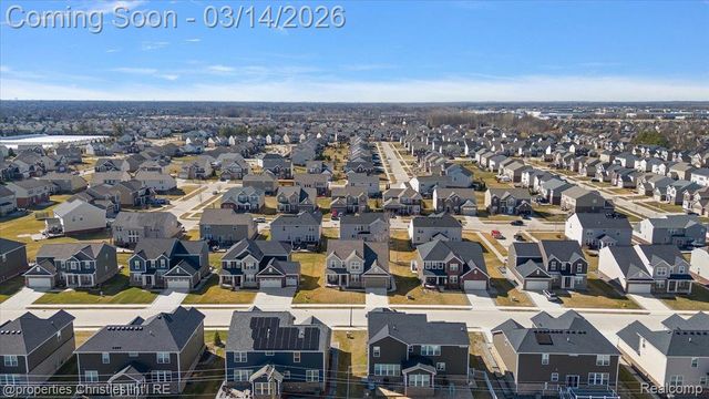 49499 Hummel Drive, Macomb Township, MI 48044