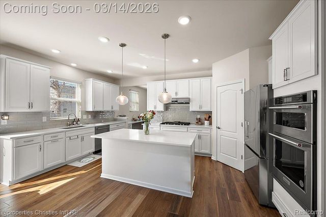 49499 Hummel Drive, Macomb Township, MI 48044