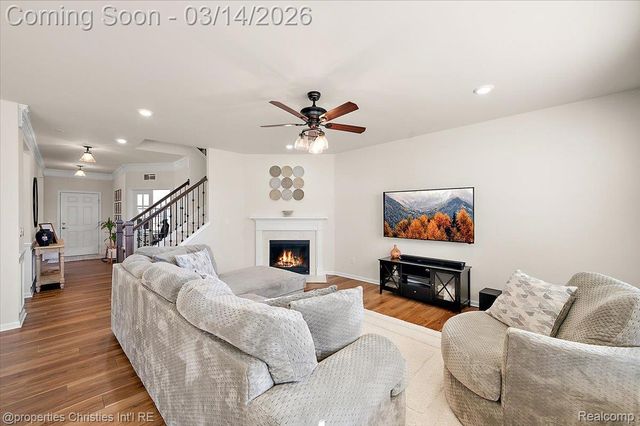 49499 Hummel Drive, Macomb Township, MI 48044