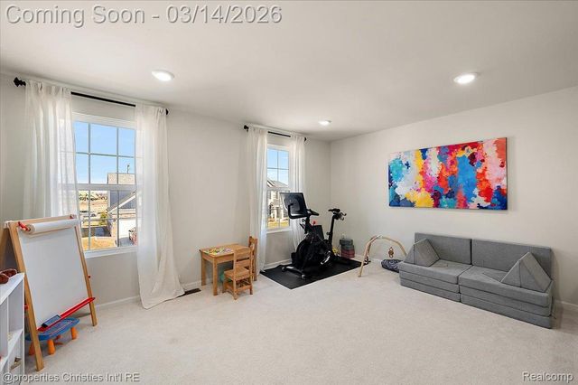 49499 Hummel Drive, Macomb Township, MI 48044