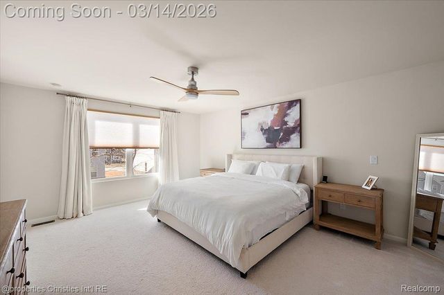 49499 Hummel Drive, Macomb Township, MI 48044