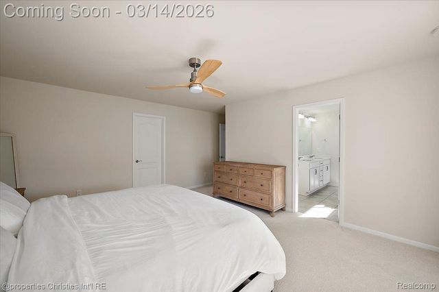 49499 Hummel Drive, Macomb Township, MI 48044