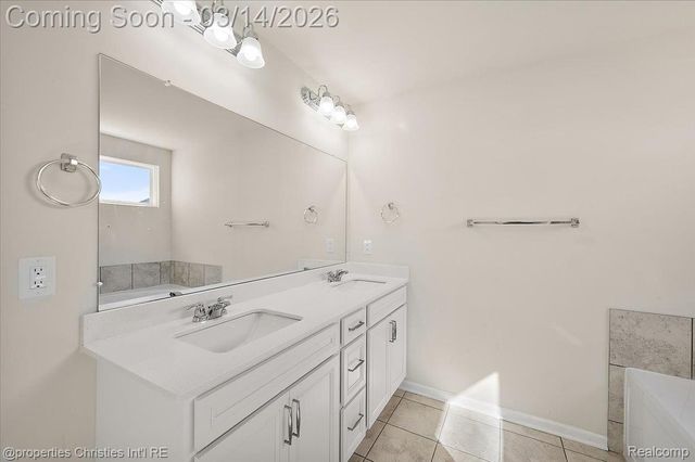 49499 Hummel Drive, Macomb Township, MI 48044