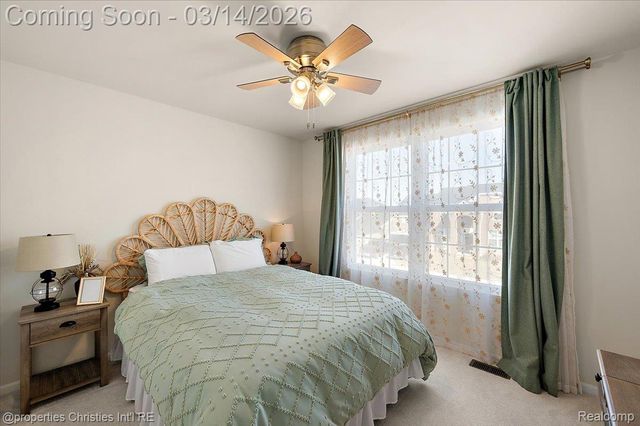 49499 Hummel Drive, Macomb Township, MI 48044