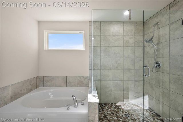 49499 Hummel Drive, Macomb Township, MI 48044