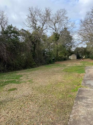 1114 Front St., Georgetown, SC 29440